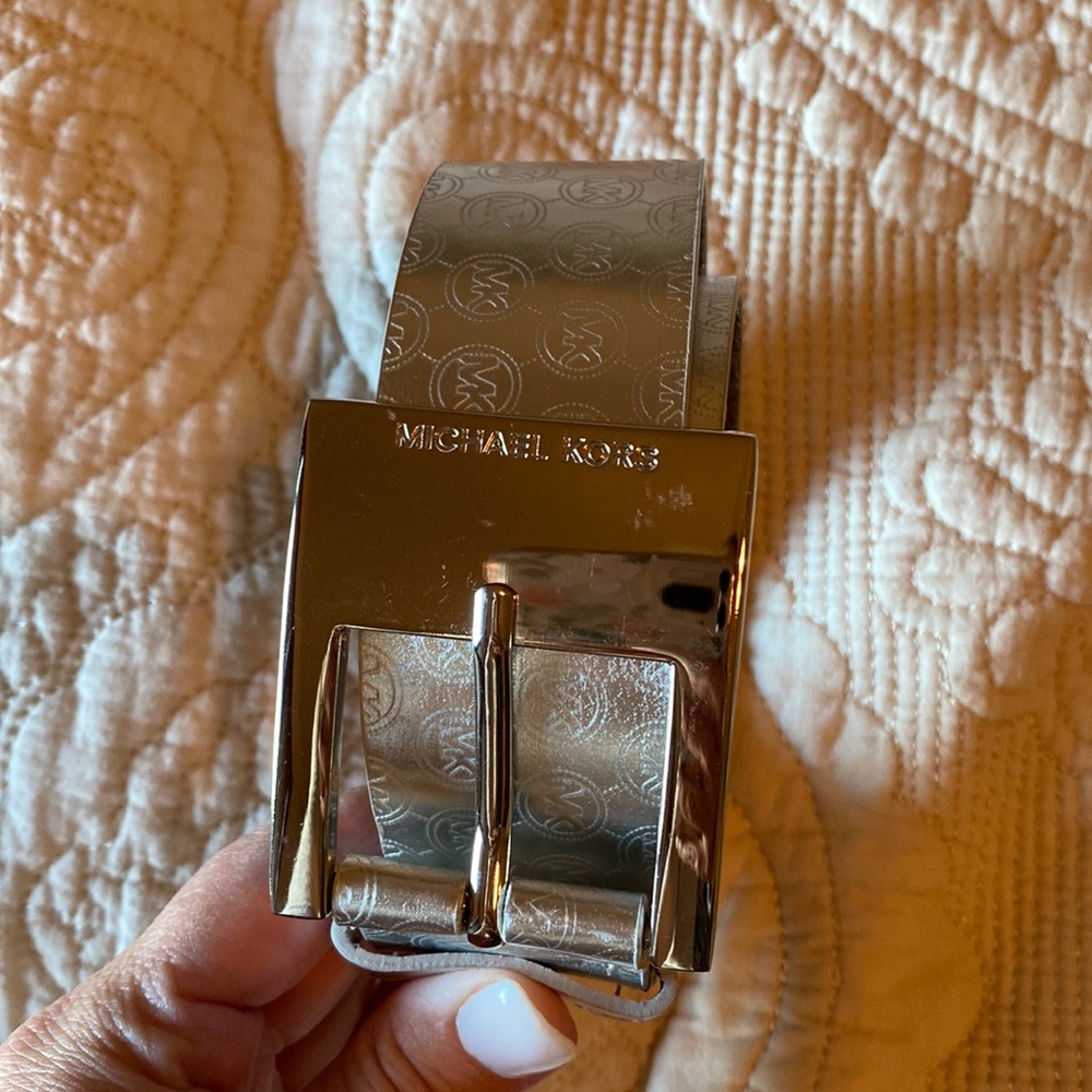 NWOT Michael Kors belt - silver with MK logo pattern - sz M